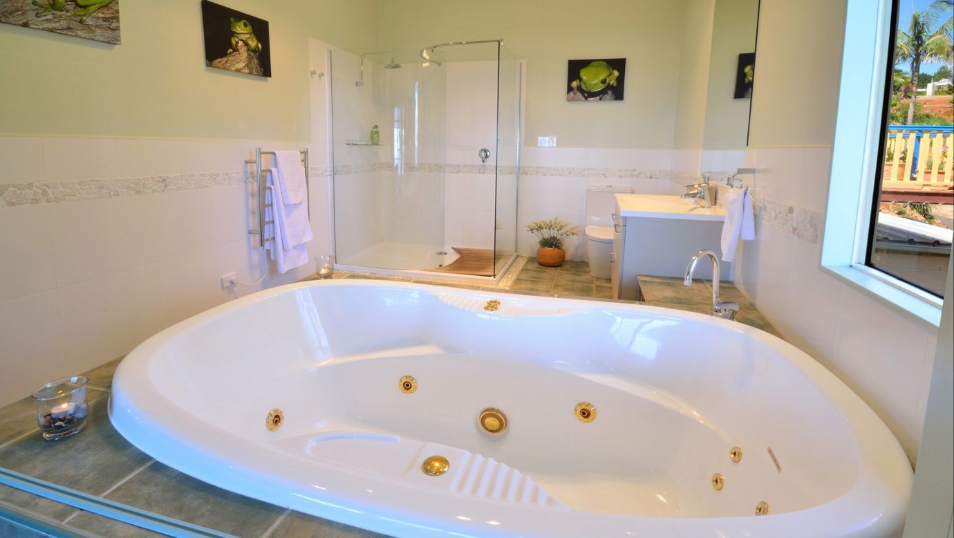 Daintree bathroom with double spa bath