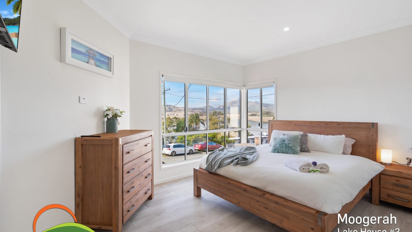 House 3 - Master Bedroom