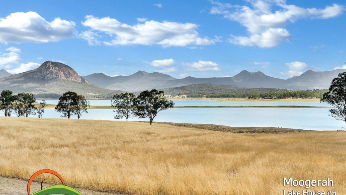 Lake House 6 - View from Balcony