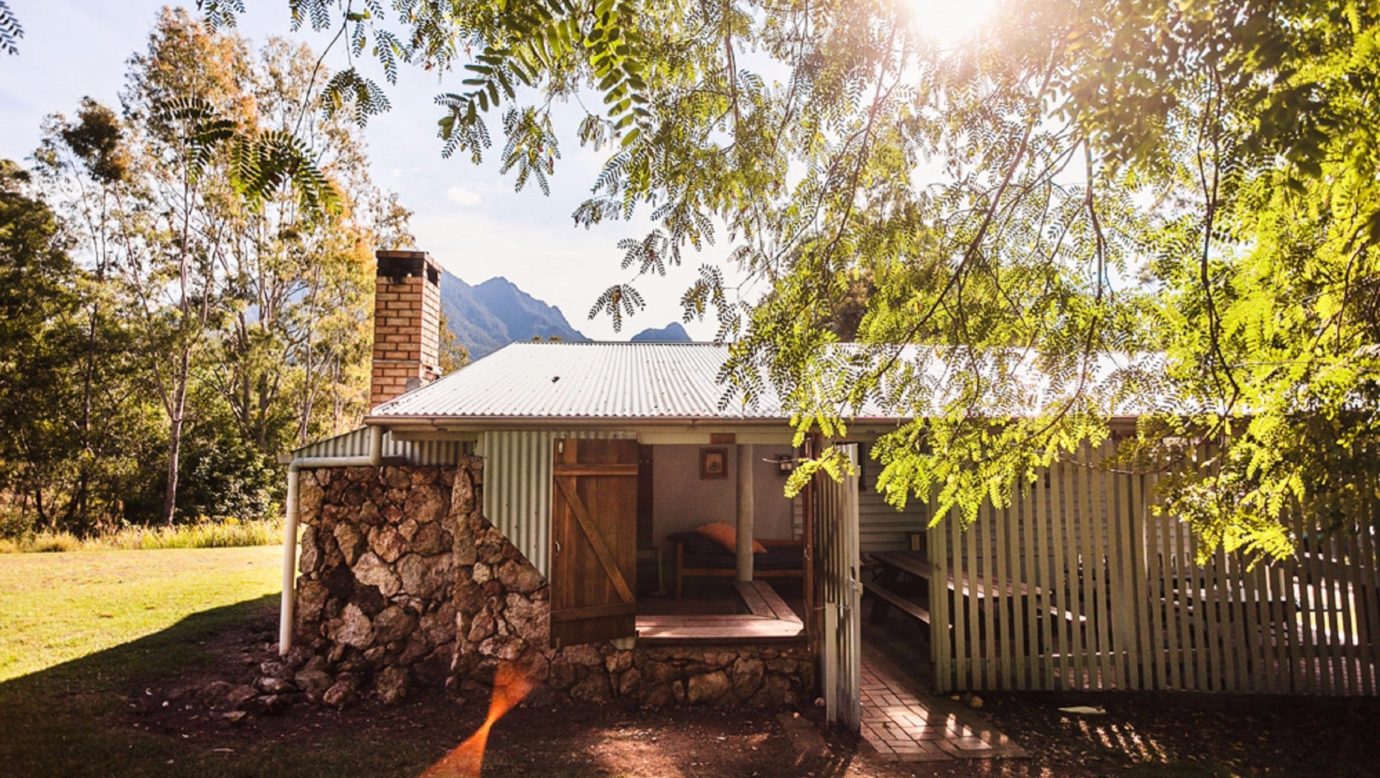 Foresters features a large open fireplace, kitchenette & sleeps 2-10 Guests.