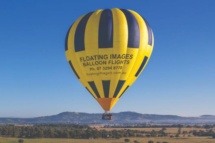 Scenic sunrise 1 hour balloon flights 30 mins west of Brisbane CBD