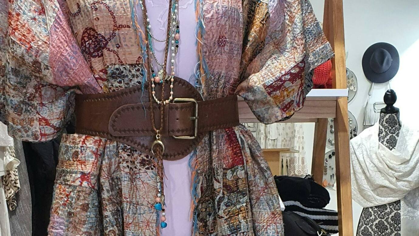 Exquisite silk and quality leather for a stunning look