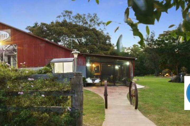 Yalbaroo Scenic Rim Retreat
