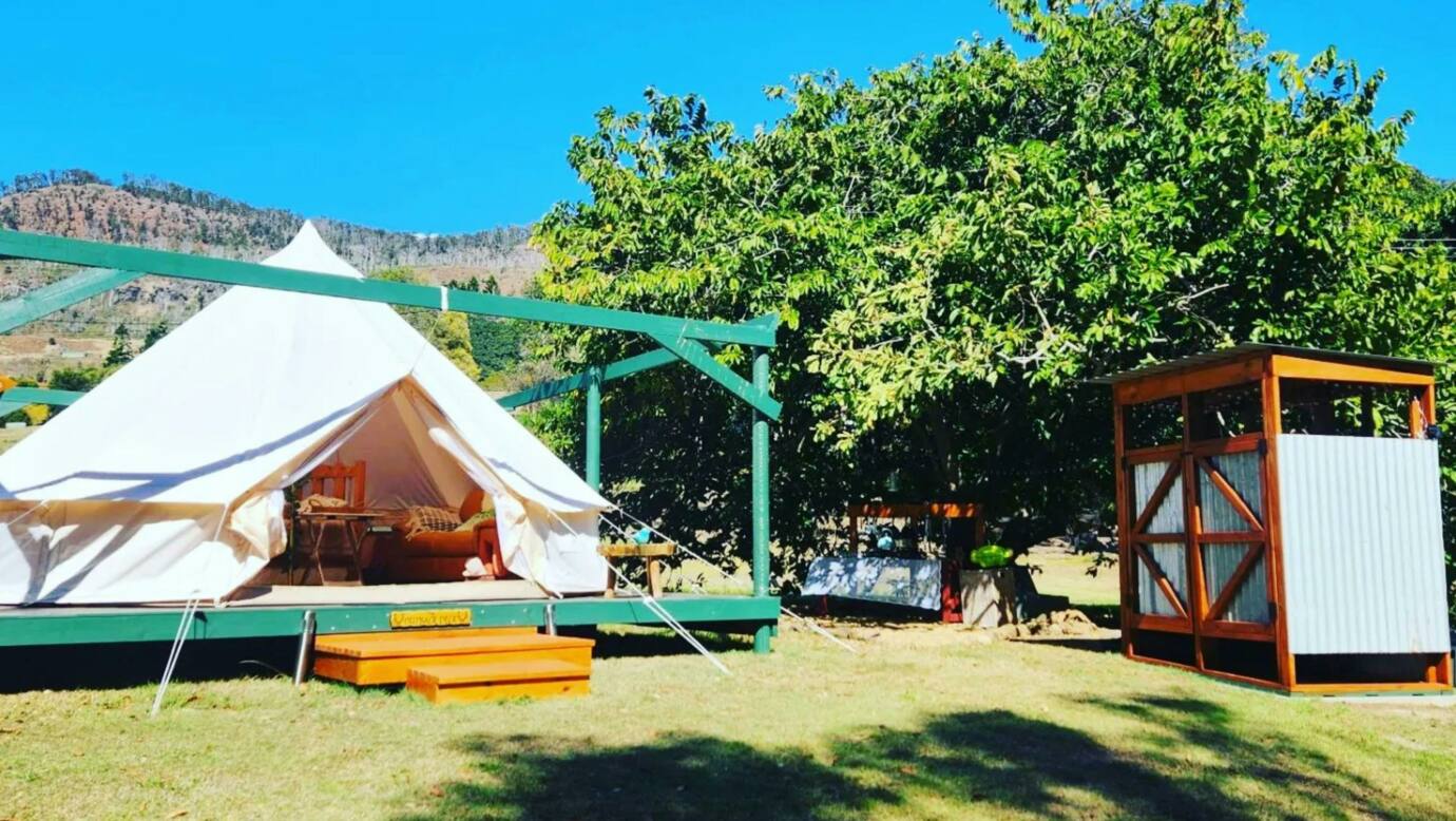 Illinbah Glamping off grid .