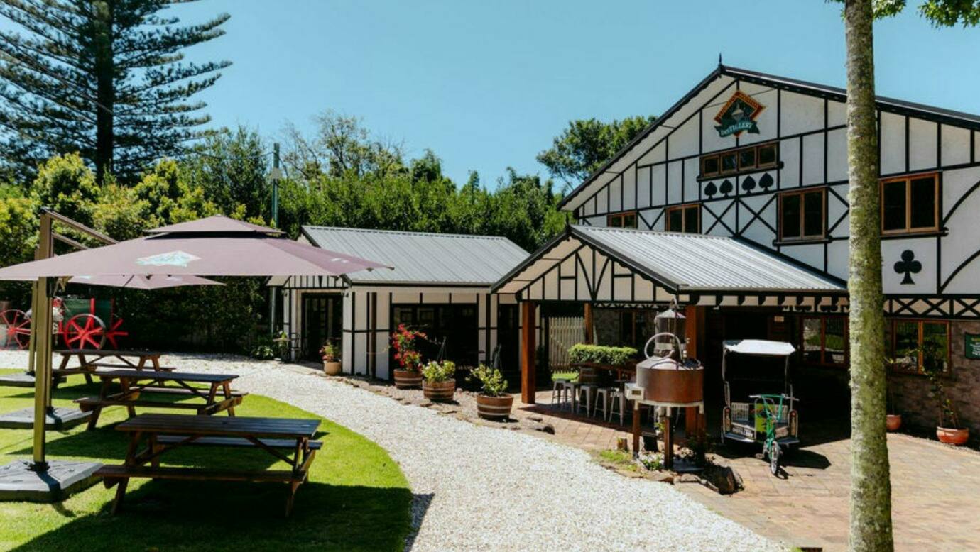 Front entrance of Tamborine Mountain Distillery cellar door.