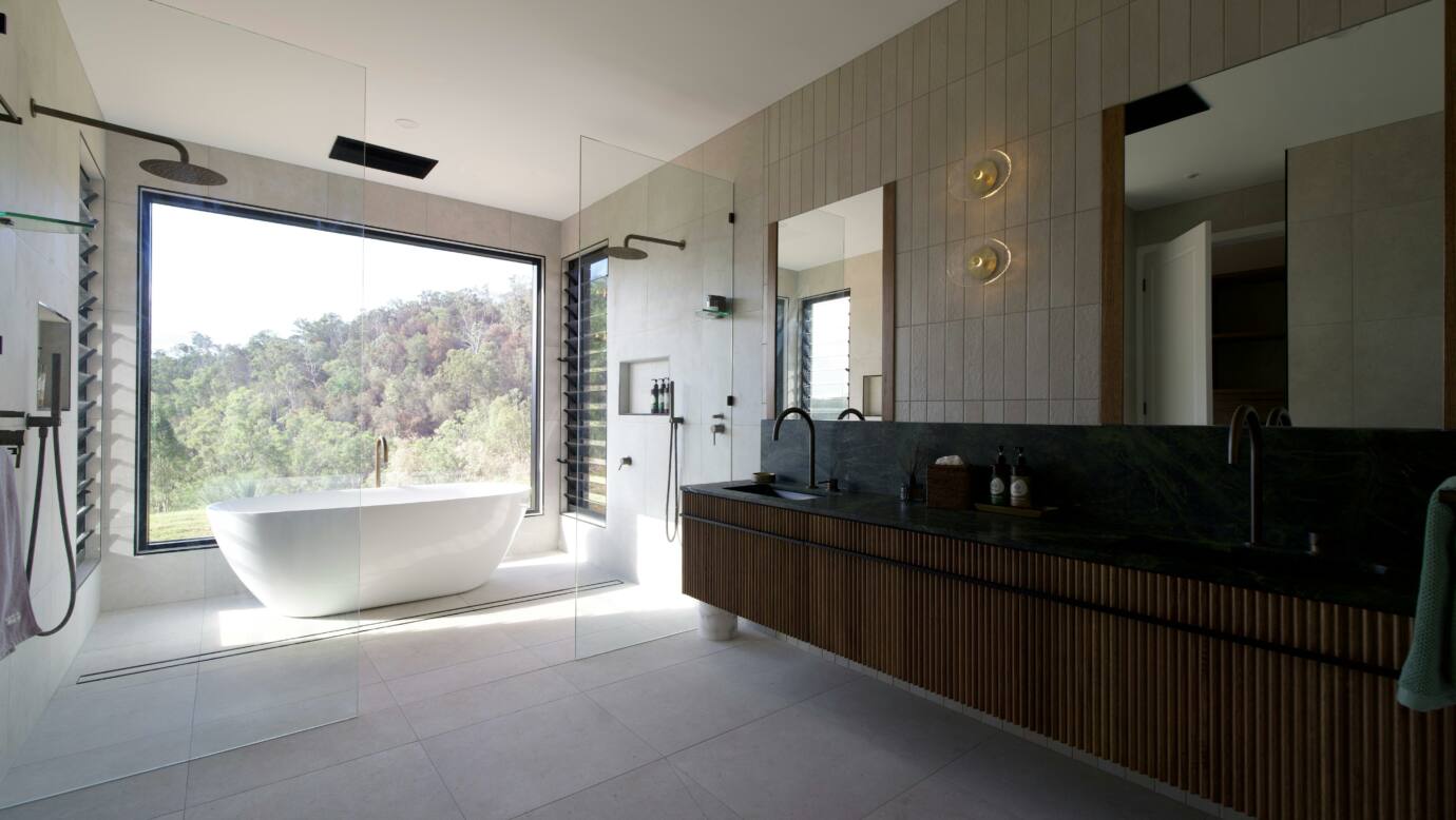 Ensuite with scenic views